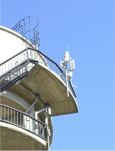 Antenas WiMAX en un depósito de agua para telecontrol